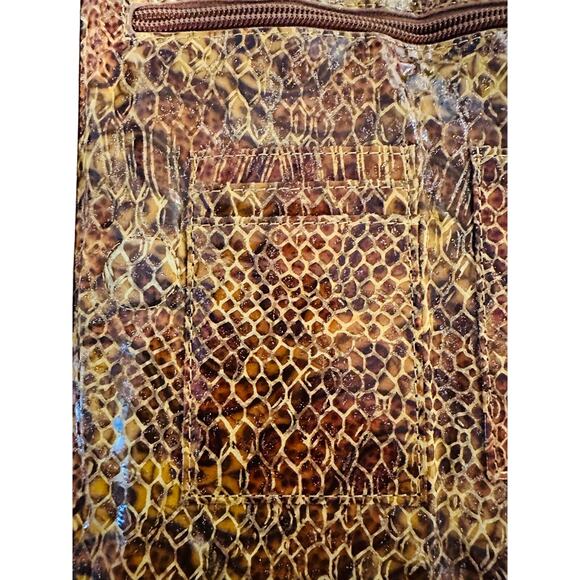 HOBO Vintage Lauren Clutch Wallet - Snakeskin - Picture 5 of 12